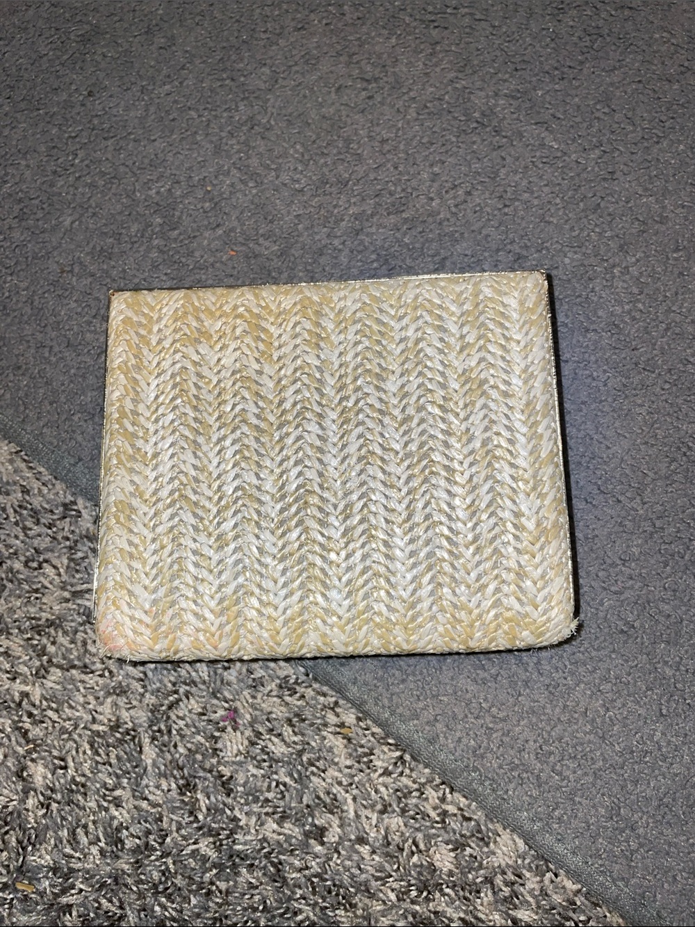 Street Level Straw Woven Box Purse- Cream and Gold